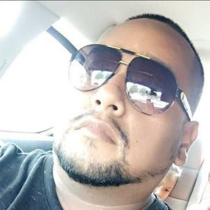 Meet your Posher, Sal